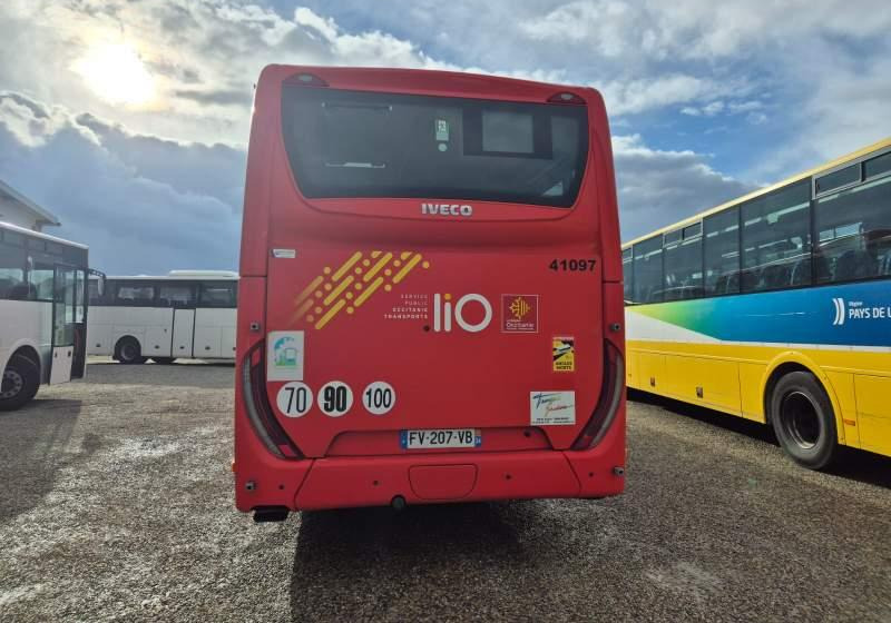 Iveco *3 SZTUKI* Iveco Crossway EURO6 PRZEBIEG 250 TYS - Forstadsbus: bilde 2 Iveco *3 SZTUKI* Iveco Crossway EURO6 PRZEBIEG 250 TYS - Forstadsbus: bilde 2