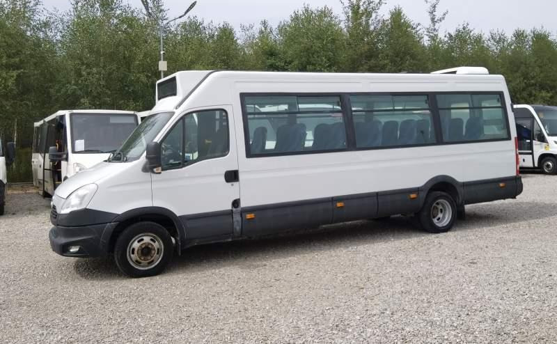 Iveco Daily 23 *NOWY SILNIK* 2 SZTUKI*, klima, winda - Forstadsbus: bilde 4 Iveco Daily 23 *NOWY SILNIK* 2 SZTUKI*, klima, winda - Forstadsbus: bilde 4