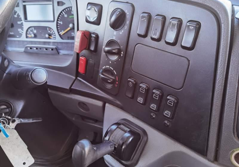 Mercedes-Benz Atego Automet Apollo 38+10 - Forstadsbus: bilde 4 Mercedes-Benz Atego Automet Apollo 38+10 - Forstadsbus: bilde 4