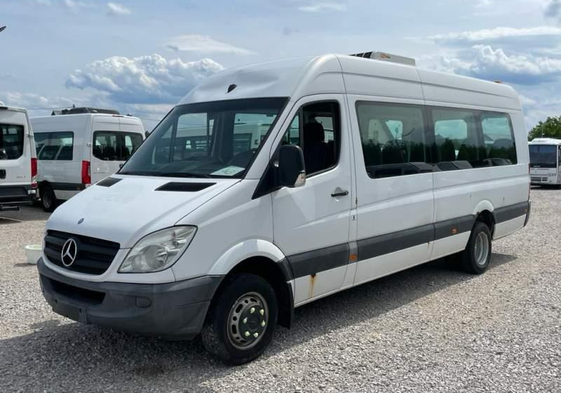 Mercedes-Benz Sprinter 513 - Forstadsbus: bilde 2 Mercedes-Benz Sprinter 513 - Forstadsbus: bilde 2