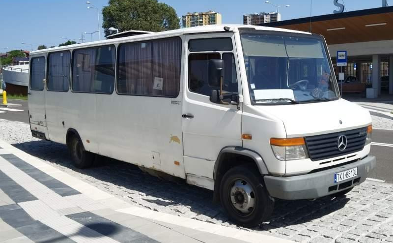 Mercedes-Benz Vario 814D 39+12 - Forstadsbus: bilde 4 Mercedes-Benz Vario 814D 39+12 - Forstadsbus: bilde 4
