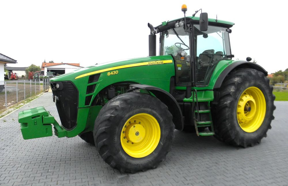 John Deere 8430 2008 Rok, Nie Malowany, Stan Bardzo Dobry - Traktor: bilde 1 John Deere 8430 2008 Rok, Nie Malowany, Stan Bardzo Dobry - Traktor: bilde 1