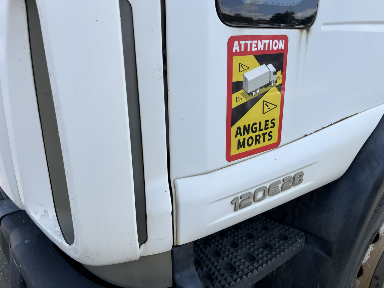 IVECO Eurocargo 120e28 - Skapbil: bilde 4 IVECO Eurocargo 120e28 - Skapbil: bilde 4