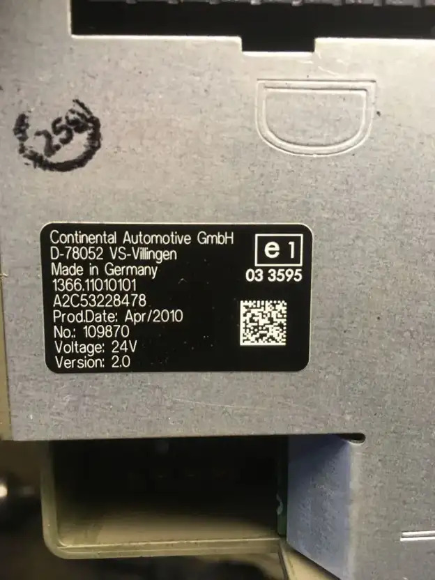 Continental Display Version 2.0 VDO 1366.11010101 D-Mux Citaro Bus Setra 1366110 - Elektrisk system for Buss: bilde 3 Continental Display Version 2.0 VDO 1366.11010101 D-Mux Citaro Bus Setra 1366110 - Elektrisk system for Buss: bilde 3