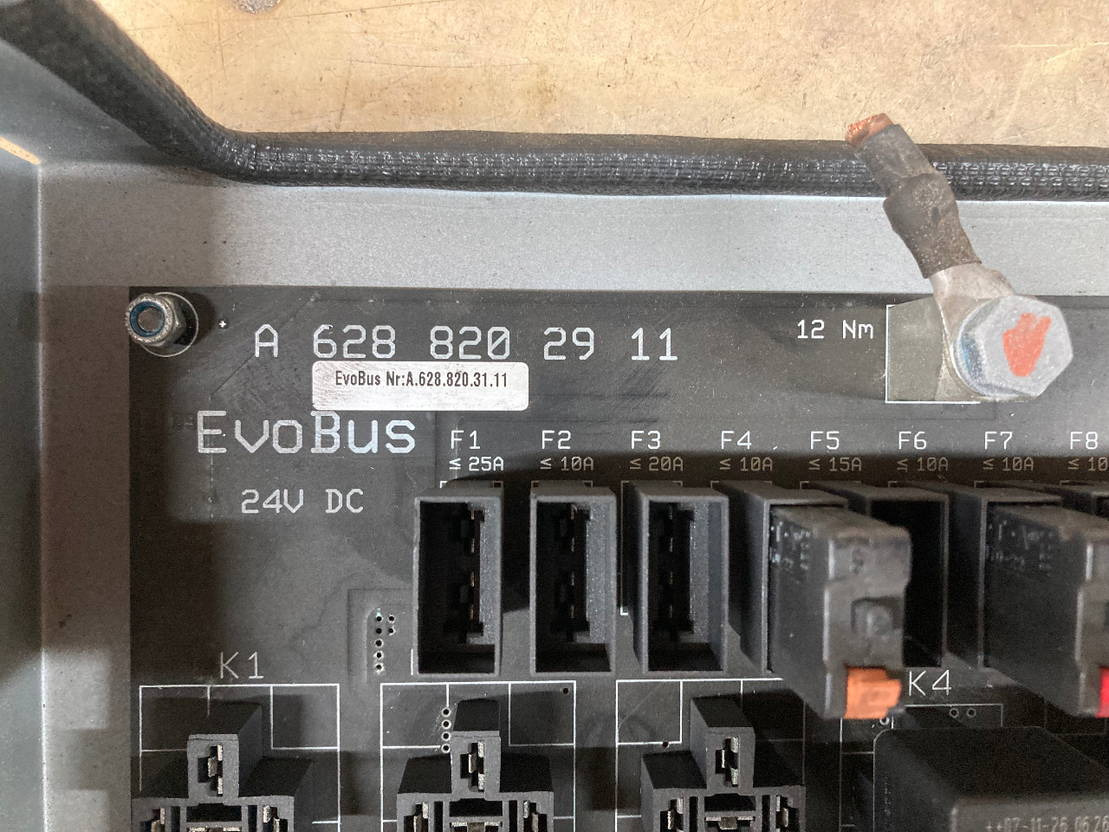 Mercedes-Benz Platine Mercedes Citaro Sicherung A6288203111 A6288202911 - Elektrisk system for Buss: bilde 2 Mercedes-Benz Platine Mercedes Citaro Sicherung A6288203111 A6288202911 - Elektrisk system for Buss: bilde 2