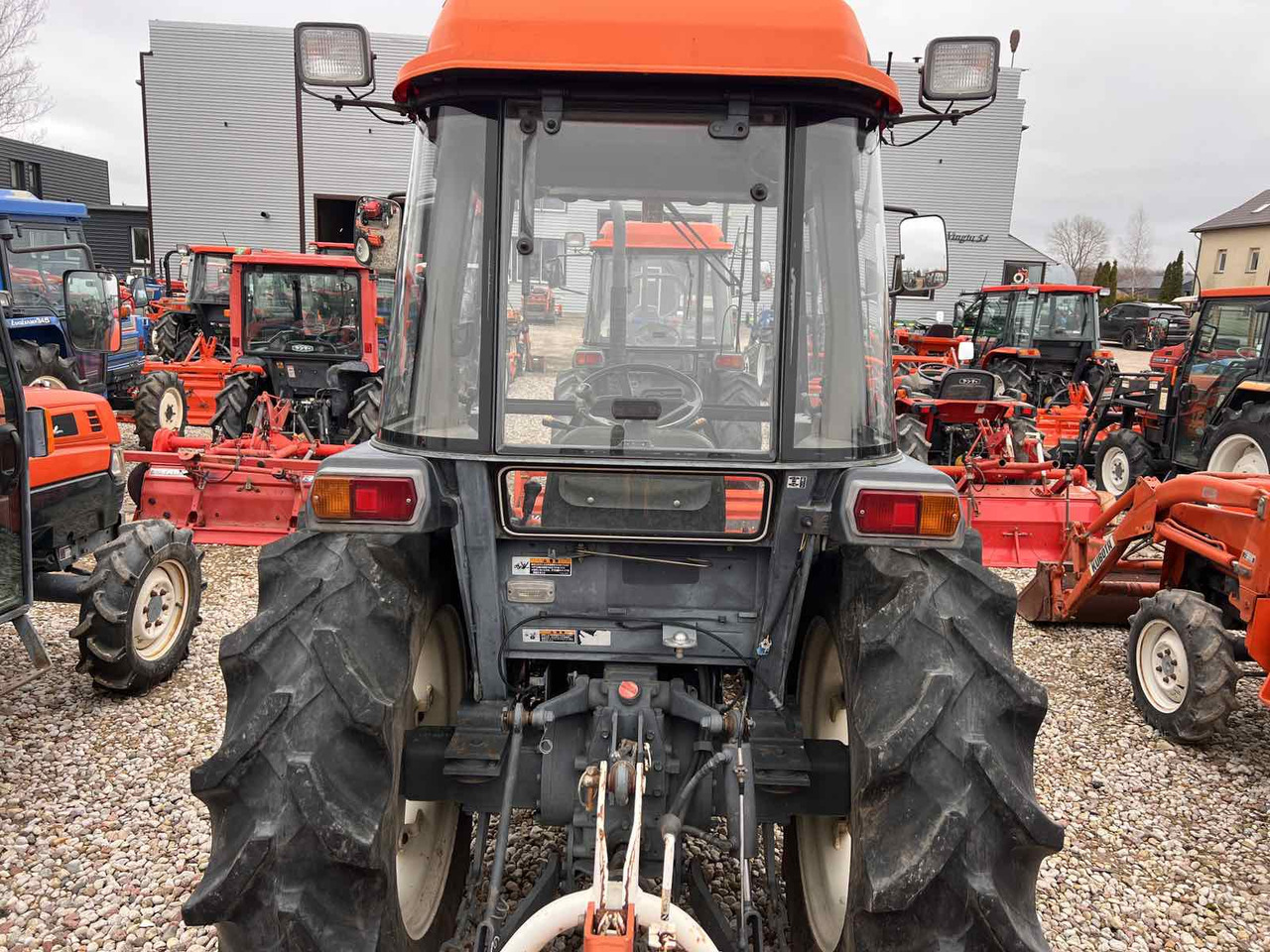Kubota GL470 - Traktor: bilde 3 Kubota GL470 - Traktor: bilde 3