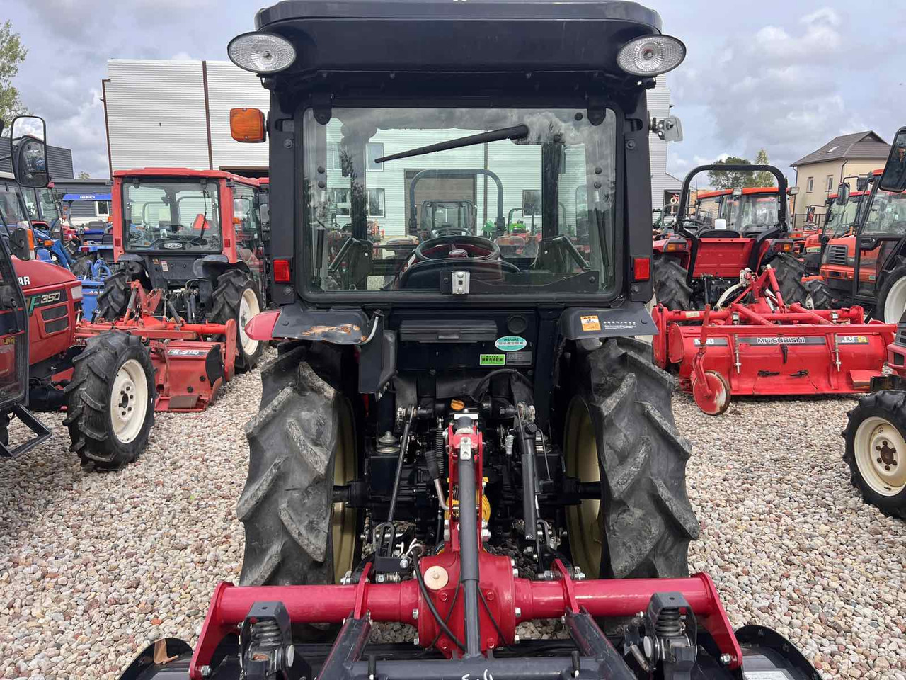Yanmar YT225 - Minitraktor: bilde 5 Yanmar YT225 - Minitraktor: bilde 5