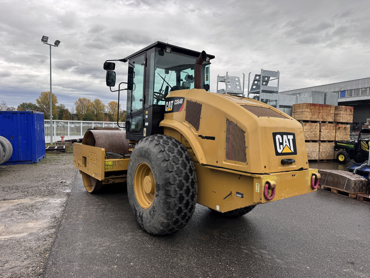 CATERPILLAR CS 64 B - Kompaktor: bilde 3 CATERPILLAR CS 64 B - Kompaktor: bilde 3
