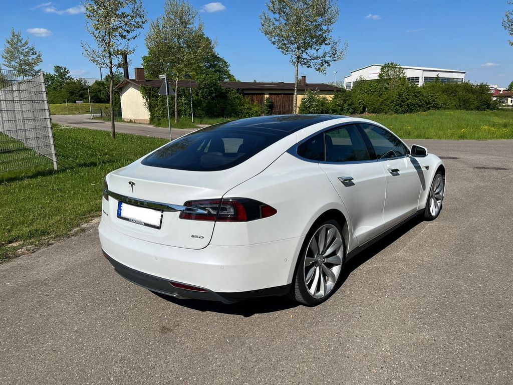 Tesla Model S 85D No free SC - Sedan: bilde 4 Tesla Model S 85D No free SC - Sedan: bilde 4
