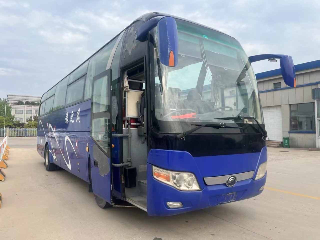 YUTONG ZK6110 - Turistbuss: bilde 1 YUTONG ZK6110 - Turistbuss: bilde 1