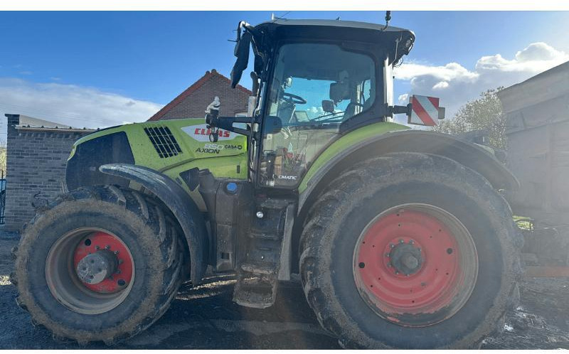 CLAAS AXION 850 - Traktor: bilde 1 CLAAS AXION 850 - Traktor: bilde 1