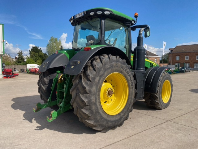 JOHN DEERE 8370R - Traktor: bilde 4 JOHN DEERE 8370R - Traktor: bilde 4