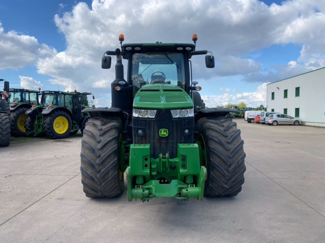 JOHN DEERE 8370R - Traktor: bilde 2 JOHN DEERE 8370R - Traktor: bilde 2