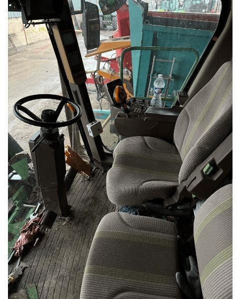 Skurtresker JOHN DEERE T560: bilde 6