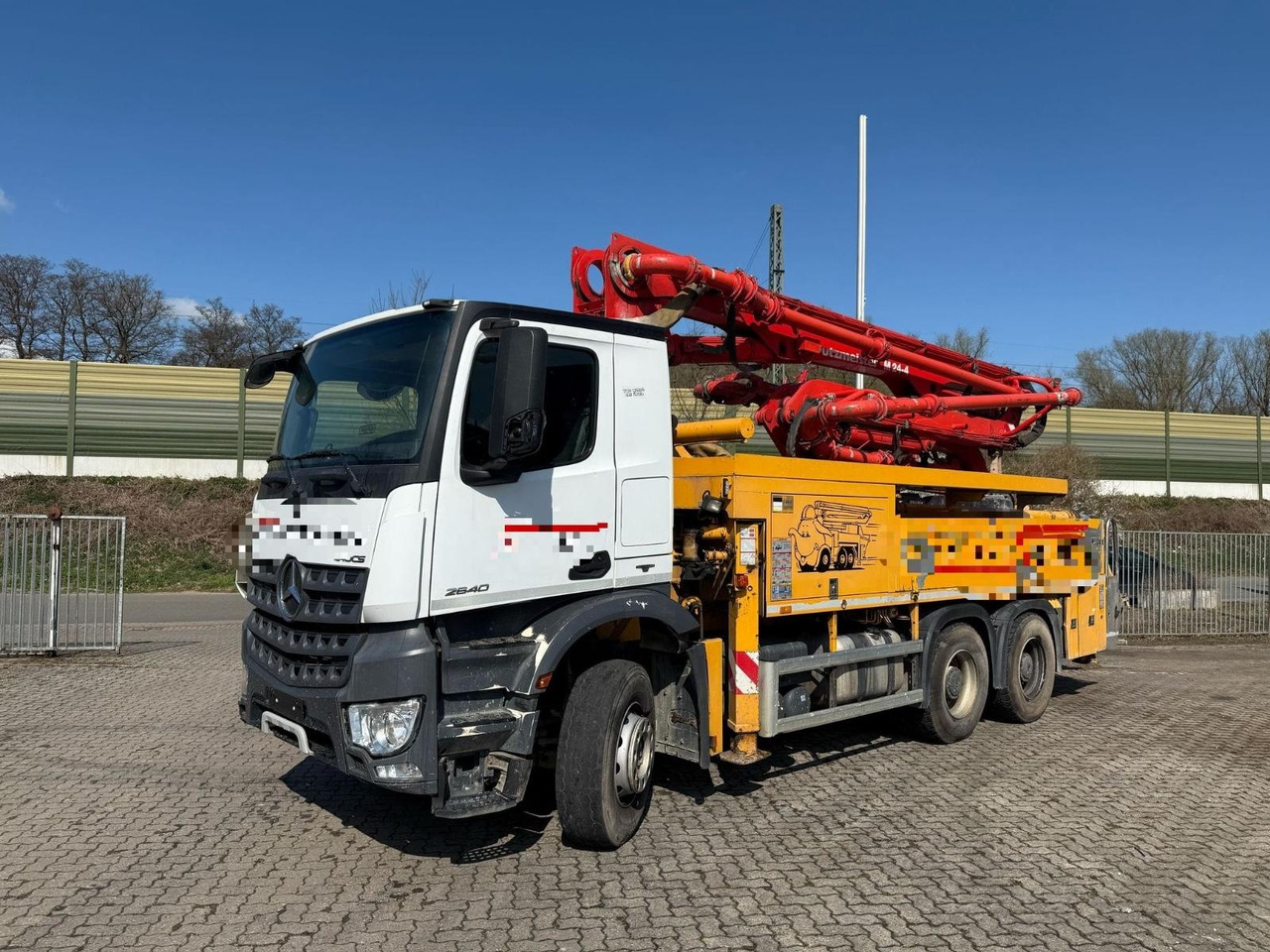 Mercedes-Benz 2640 - Betongpumpe: bilde 1 Mercedes-Benz 2640 - Betongpumpe: bilde 1