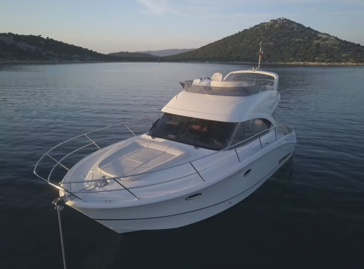 Beneteau Antares 36 Fly, Air Conditioning, TOP !!! - Annet utstyr: bilde 1 Beneteau Antares 36 Fly, Air Conditioning, TOP !!! - Annet utstyr: bilde 1
