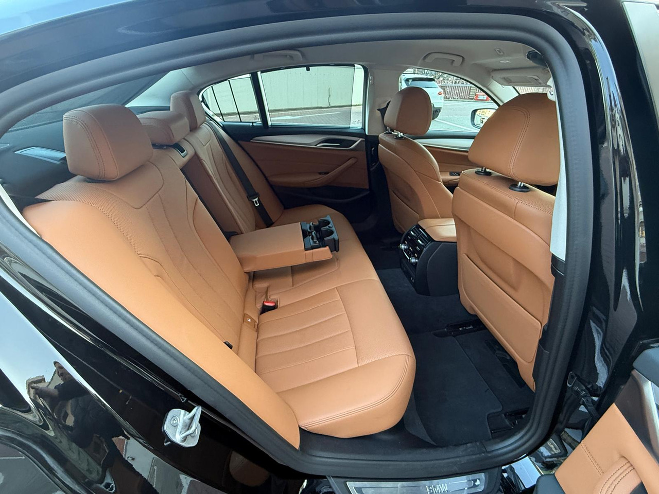 BMW 520D MILDHYBRID - Sedan: bilde 3 BMW 520D MILDHYBRID - Sedan: bilde 3