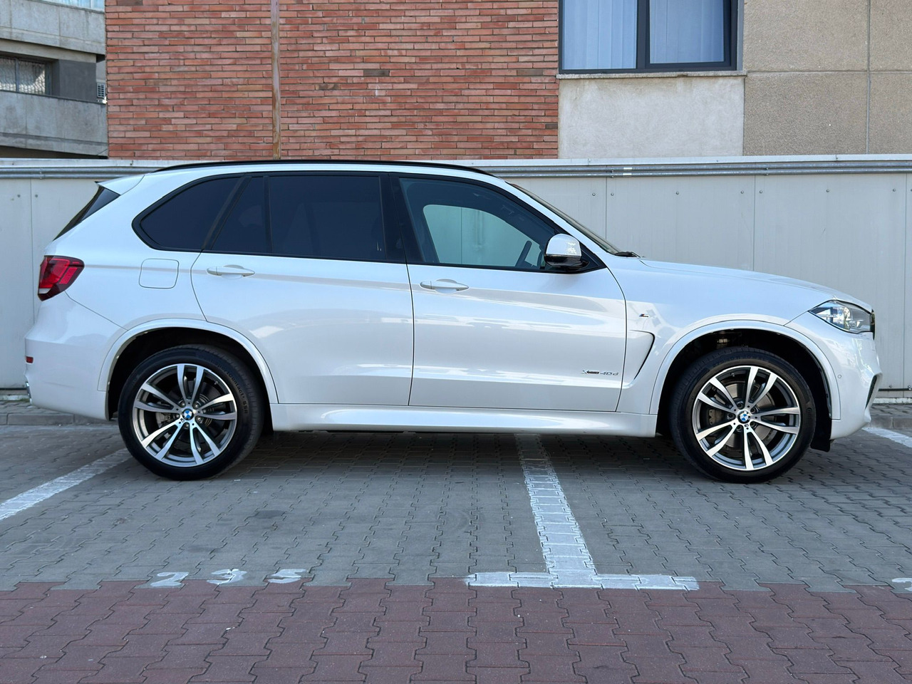 BMW X5 4.0 XDRIVE M PAKET - SUV: bilde 5 BMW X5 4.0 XDRIVE M PAKET - SUV: bilde 5