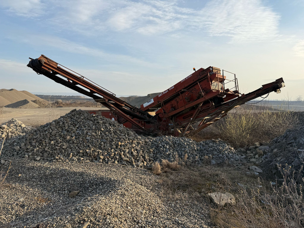 FINLAY 683 SUPERTRAK MOBILE SORTING STATION - Sikteverk: bilde 1 FINLAY 683 SUPERTRAK MOBILE SORTING STATION - Sikteverk: bilde 1