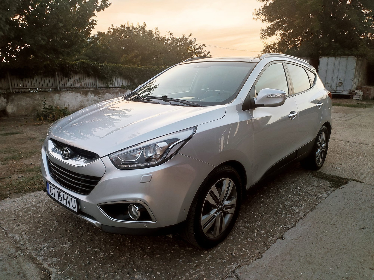 Hyundai IX35 - Sedan: bilde 1 Hyundai IX35 - Sedan: bilde 1