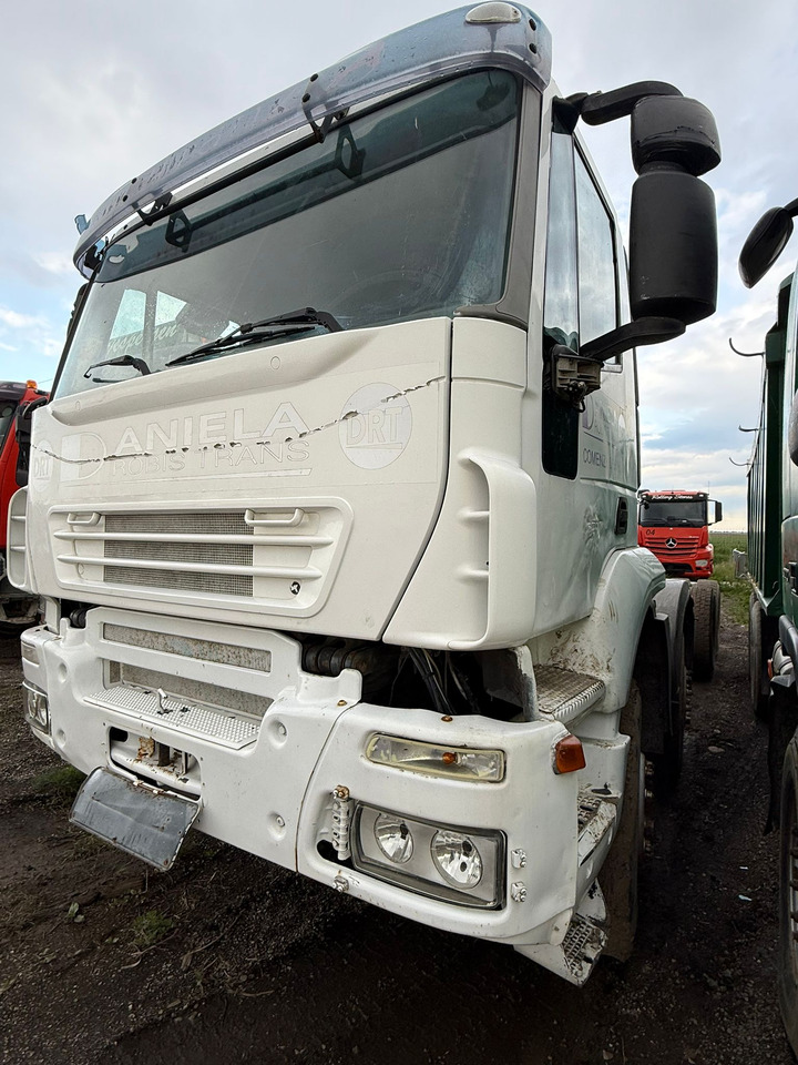 IVECO TRAKKER CHASSIS - Chassis lastebil: bilde 1 IVECO TRAKKER CHASSIS - Chassis lastebil: bilde 1