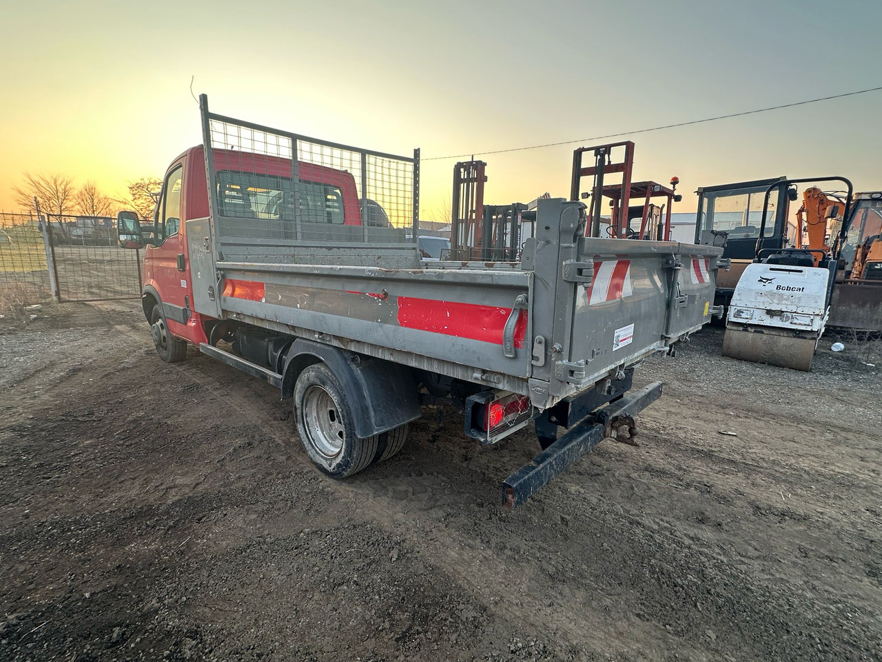 Iveco Daily Van - Varebil med tipp: bilde 3 Iveco Daily Van - Varebil med tipp: bilde 3