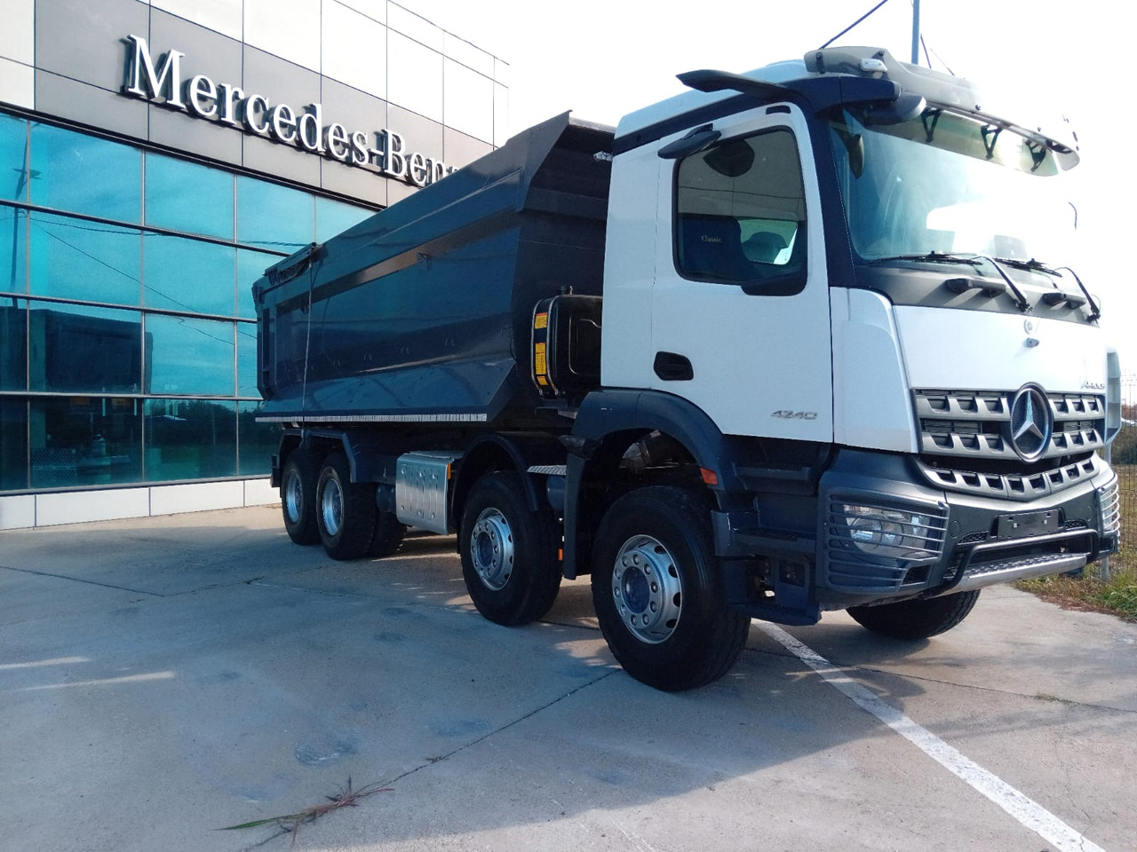 Mercedes-Benz Arocs 42.40 8×4 Basculanta/Tipper/Kipper Heavy Duty, TOP !!! - Tippbil: bilde 2 Mercedes-Benz Arocs 42.40 8×4 Basculanta/Tipper/Kipper Heavy Duty, TOP !!! - Tippbil: bilde 2