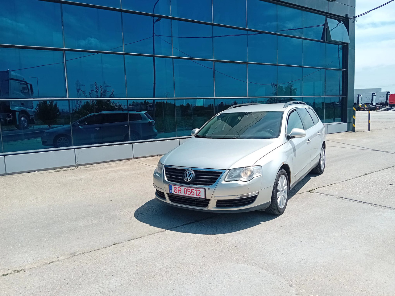 Volkswagen Passat B6 - Sedan: bilde 1 Volkswagen Passat B6 - Sedan: bilde 1