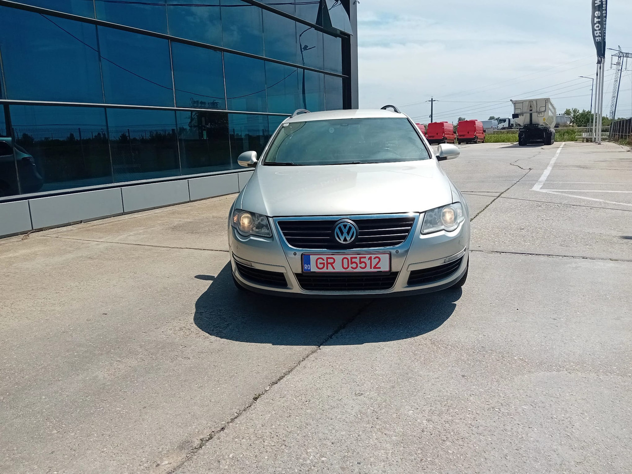 Volkswagen Passat B6 - Sedan: bilde 2 Volkswagen Passat B6 - Sedan: bilde 2