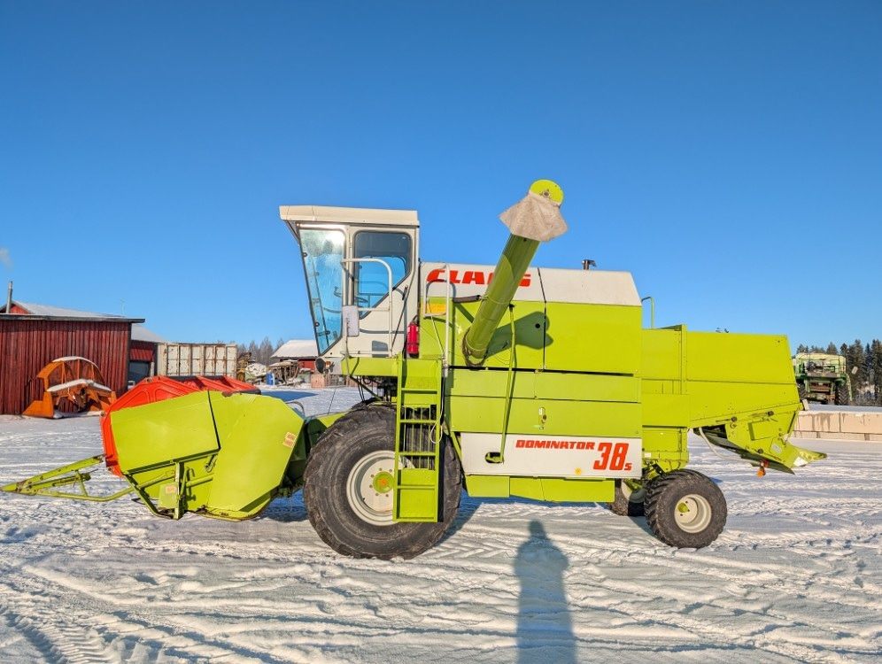CLAAS Dominator 38s - Skurtresker: bilde 2 CLAAS Dominator 38s - Skurtresker: bilde 2