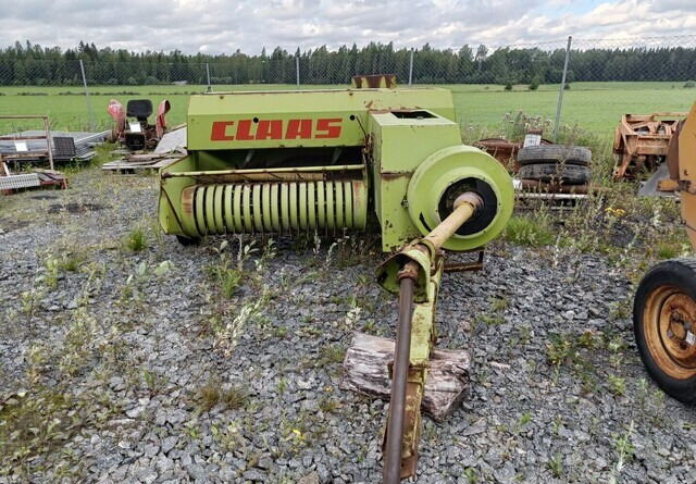 Claas Markant 50 paalain - Firkantpresse: bilde 2 Claas Markant 50 paalain - Firkantpresse: bilde 2