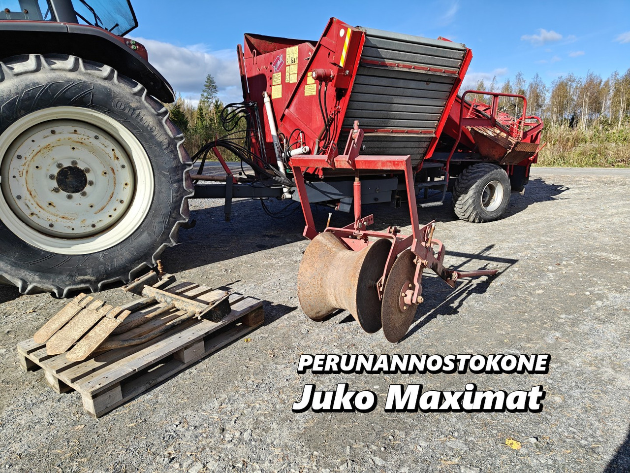 Juko Maximat perunan tai sipulin nostokone Katso video! - Potethøster: bilde 1 Juko Maximat perunan tai sipulin nostokone Katso video! - Potethøster: bilde 1