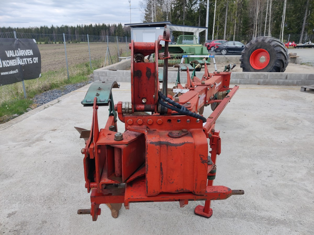 KVERNELAND AB85 4-siipinen sarka-aura - Plog: bilde 5 KVERNELAND AB85 4-siipinen sarka-aura - Plog: bilde 5