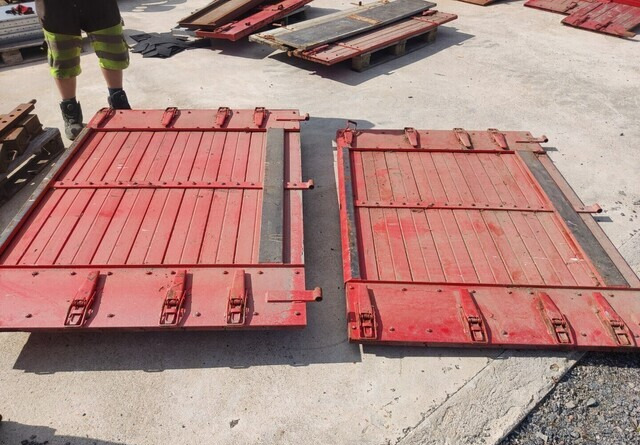 Kipa Peräkärryn puulaitoja 2 kpl - 122cm korkeita - Karosseri og eksteriør for Landbruk tippvogn: bilde 1 Kipa Peräkärryn puulaitoja 2 kpl - 122cm korkeita - Karosseri og eksteriør for Landbruk tippvogn: bilde 1