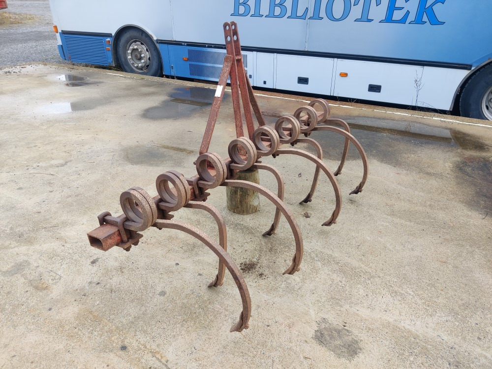 Kultivaattori Muko 8-piikkinen Työleveys 200cm, pienempään traktoriin - Kultivator: bilde 5 Kultivaattori Muko 8-piikkinen Työleveys 200cm, pienempään traktoriin - Kultivator: bilde 5