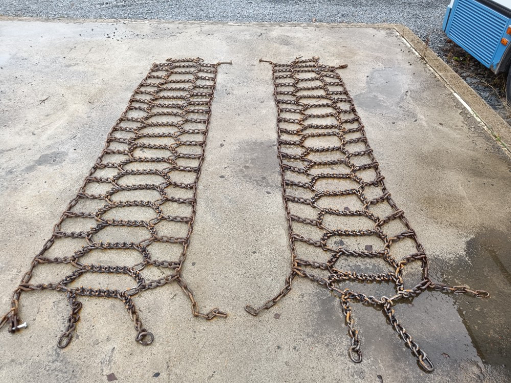 Piikkiketjut 16.9x24 - vahvuus 11mm - Landbruksteknikk: bilde 1 Piikkiketjut 16.9x24 - vahvuus 11mm - Landbruksteknikk: bilde 1