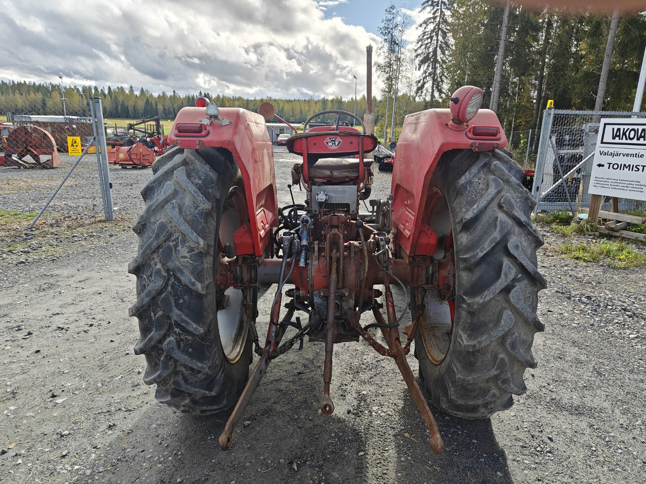 Massey Ferguson 175 Multi Power Avomalli, katso video! - Traktor: bilde 3 Massey Ferguson 175 Multi Power Avomalli, katso video! - Traktor: bilde 3