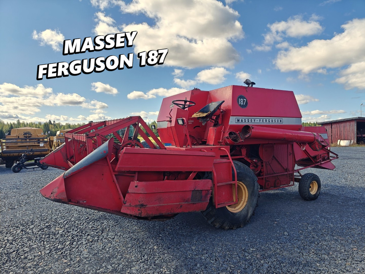 Massey Ferguson 187 Katso video! - Skurtresker: bilde 1 Massey Ferguson 187 Katso video! - Skurtresker: bilde 1