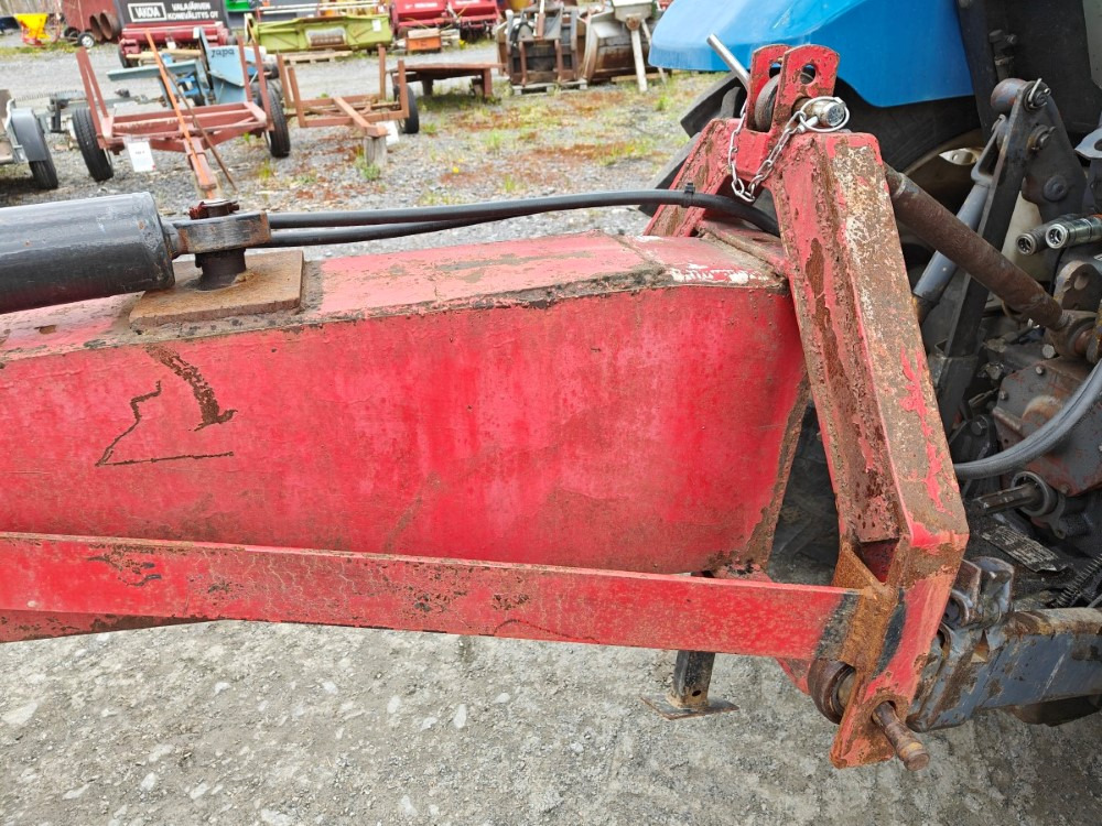 Frontskjær for Traktor Perälevy 250cm Hydraulinen kääntö: bilde 11 Frontskjær for Traktor Perälevy 250cm Hydraulinen kääntö: bilde 11