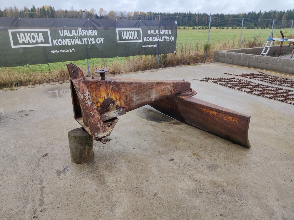 Perälevy Raju 180cm Pienempään traktoriin - Jordforbedring maskin: bilde 1 Perälevy Raju 180cm Pienempään traktoriin - Jordforbedring maskin: bilde 1