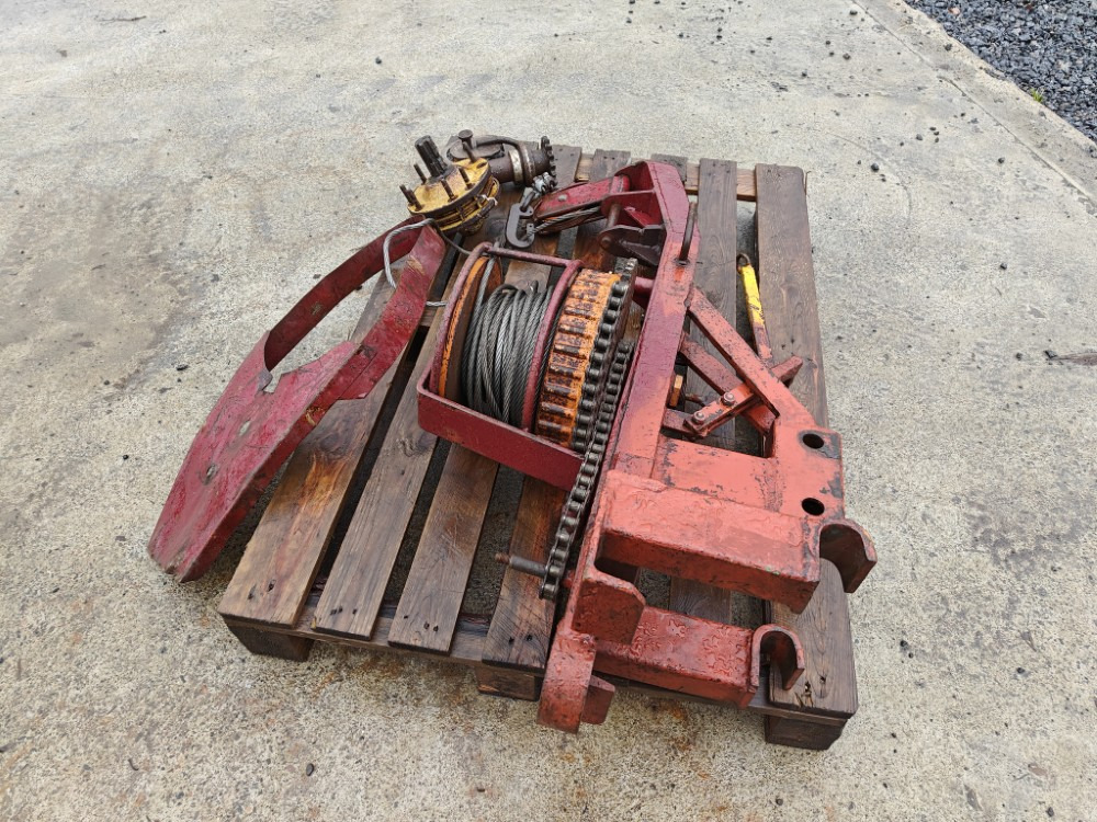 Remet Traktorivinssi - korjattavaksi - Vedkløyver: bilde 2 Remet Traktorivinssi - korjattavaksi - Vedkløyver: bilde 2