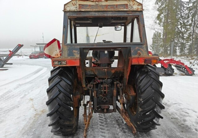 Zetor 7011 traktori - Traktor: bilde 3 Zetor 7011 traktori - Traktor: bilde 3