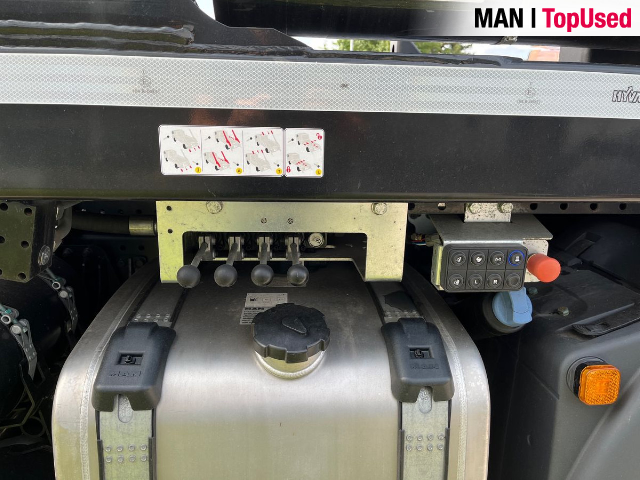 MAN TGS 26.480 6x2/4 BL CH Euro6 Pritarder Klima AHK - Liftdumper lastebil: bilde 4 MAN TGS 26.480 6x2/4 BL CH Euro6 Pritarder Klima AHK - Liftdumper lastebil: bilde 4