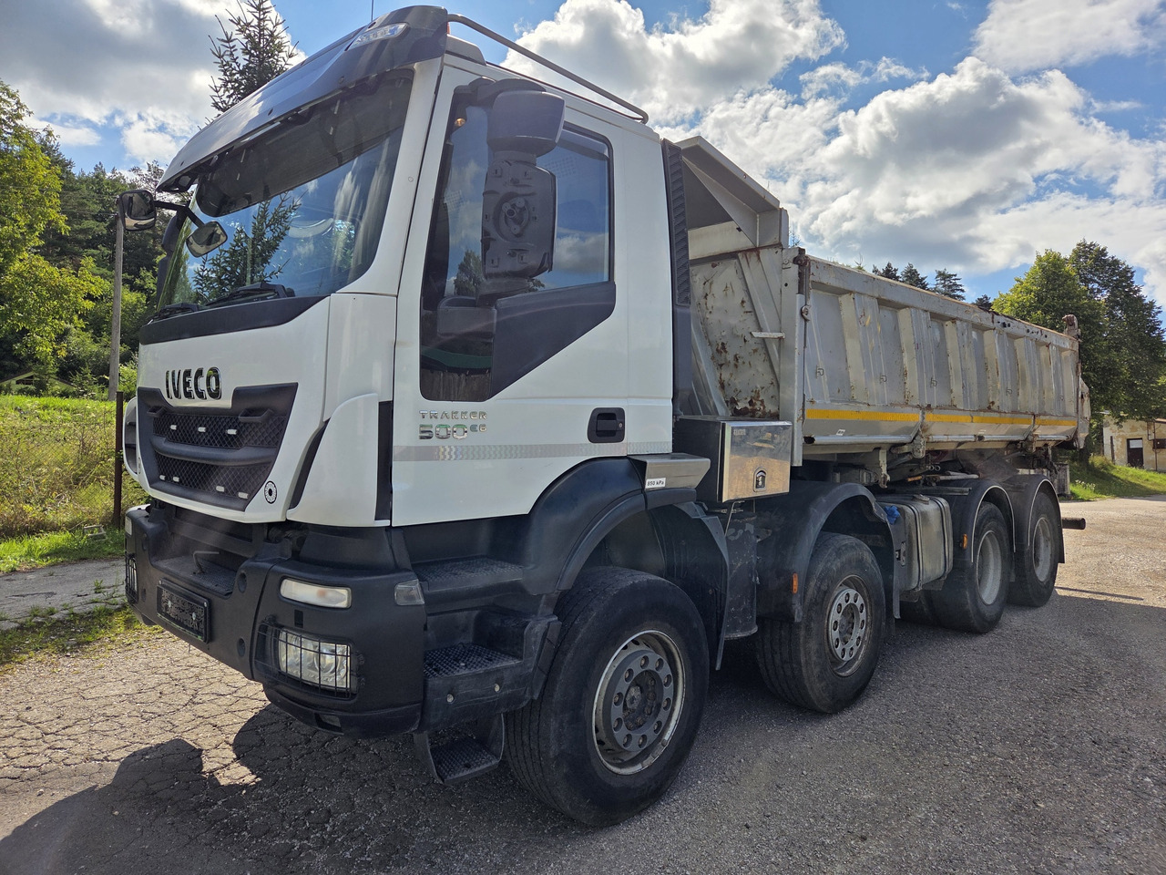 IVECO TRAKKER 500 8x4 EURO6 Bordmatik - Tippbil: bilde 1 IVECO TRAKKER 500 8x4 EURO6 Bordmatik - Tippbil: bilde 1