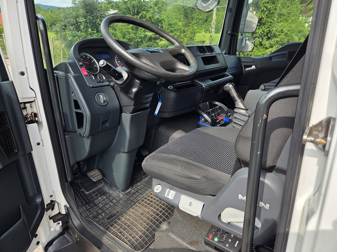 Kranbil TGL 12.220 + CRANE PM 13022 (year 2021): bilde 8