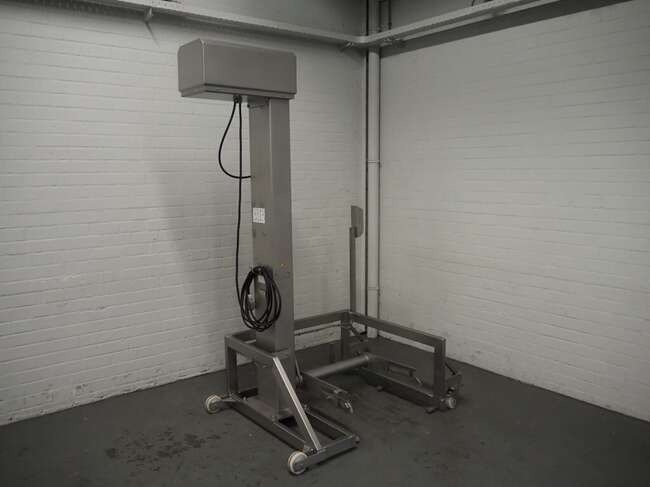 Carsoe mobile lifter HKV200 - Utstyr for næringsmiddelindustrien: bilde 1 Carsoe mobile lifter HKV200 - Utstyr for næringsmiddelindustrien: bilde 1