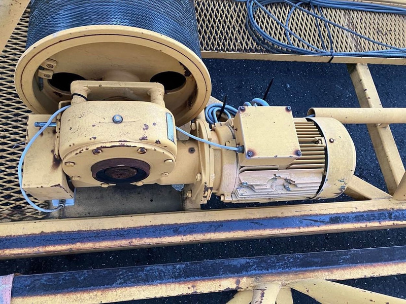 Liebherr 112EC-H8/120 1993yom x2 units - Tårnkran: bilde 2 Liebherr 112EC-H8/120 1993yom x2 units - Tårnkran: bilde 2