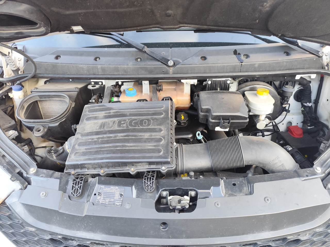 IVECO DAILY 35-140 - Varebil med tipp: bilde 4 IVECO DAILY 35-140 - Varebil med tipp: bilde 4