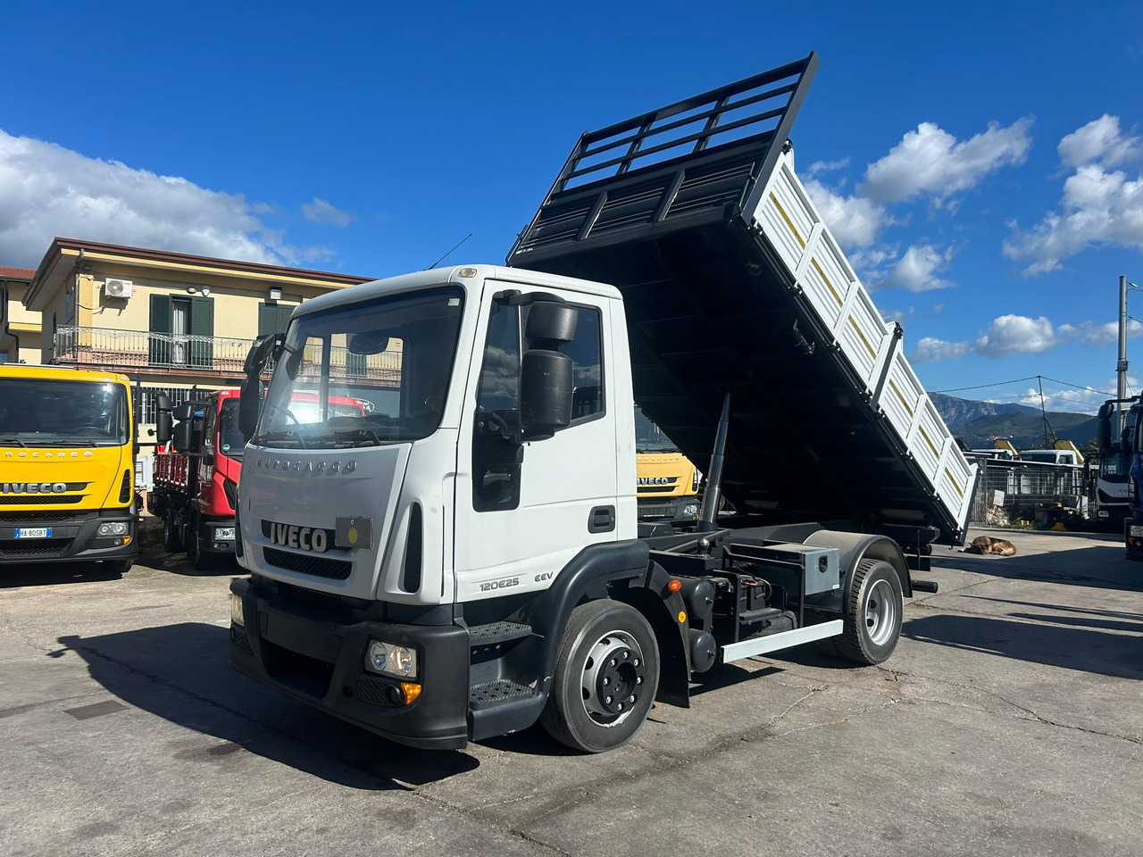 IVECO EUROCARGO 120E25 - Tippbil: bilde 1 IVECO EUROCARGO 120E25 - Tippbil: bilde 1
