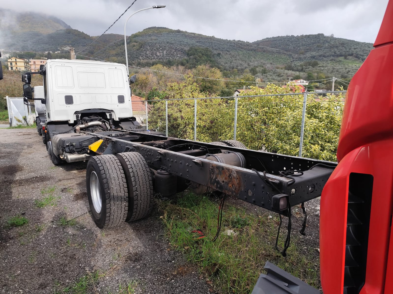 IVECO EUROCARGO 140-250 - Chassis lastebil: bilde 3 IVECO EUROCARGO 140-250 - Chassis lastebil: bilde 3